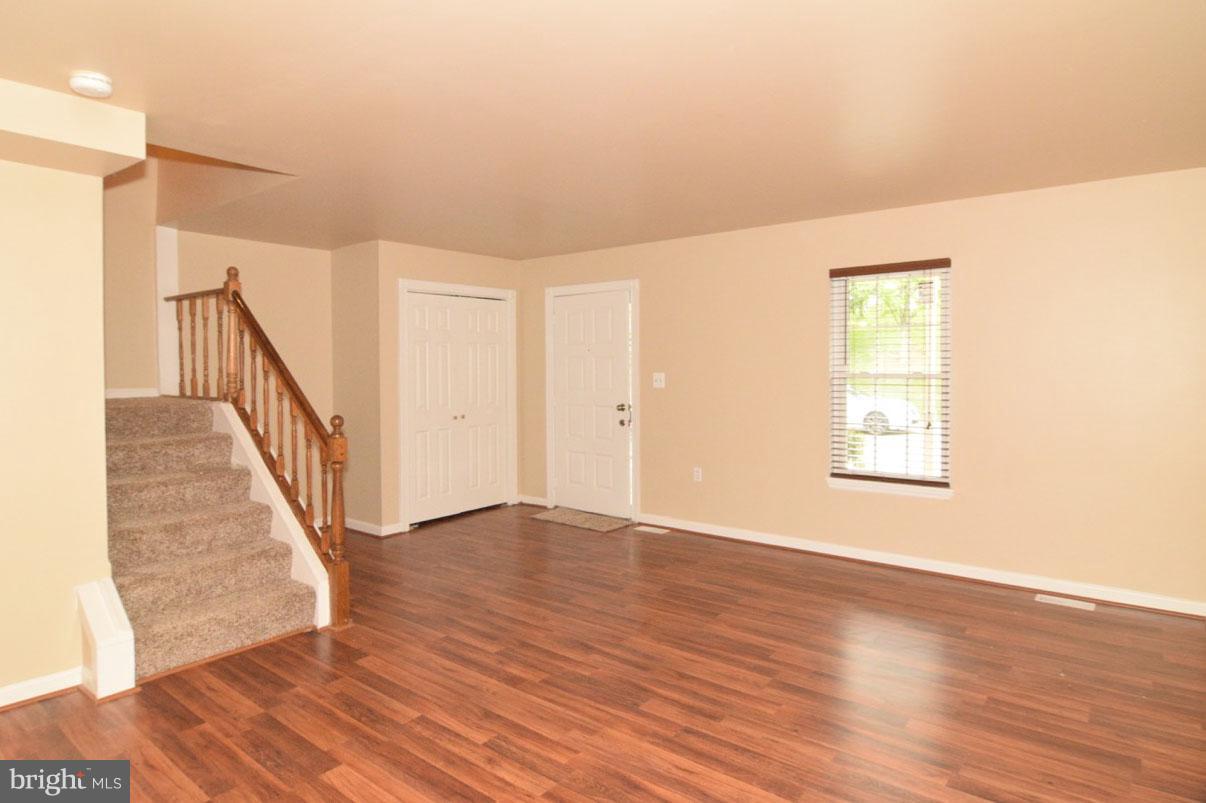 DAMASCUS VALLEY PARK - Residential Lease