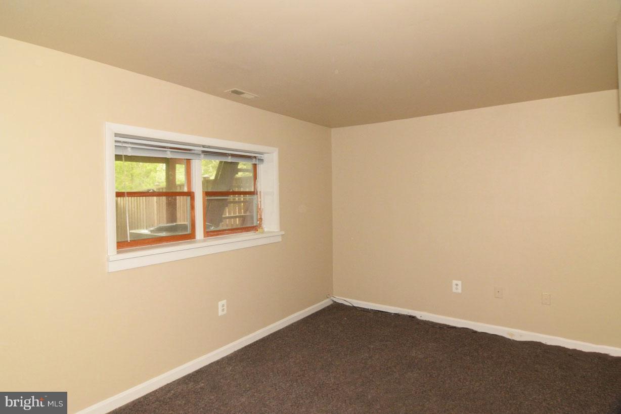 DAMASCUS VALLEY PARK - Residential Lease