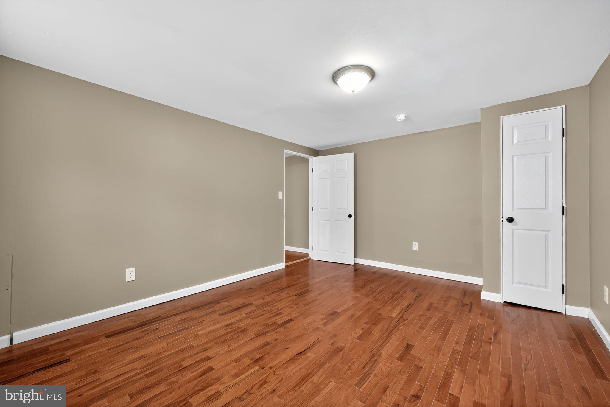 OVERBROOK - Residential Lease