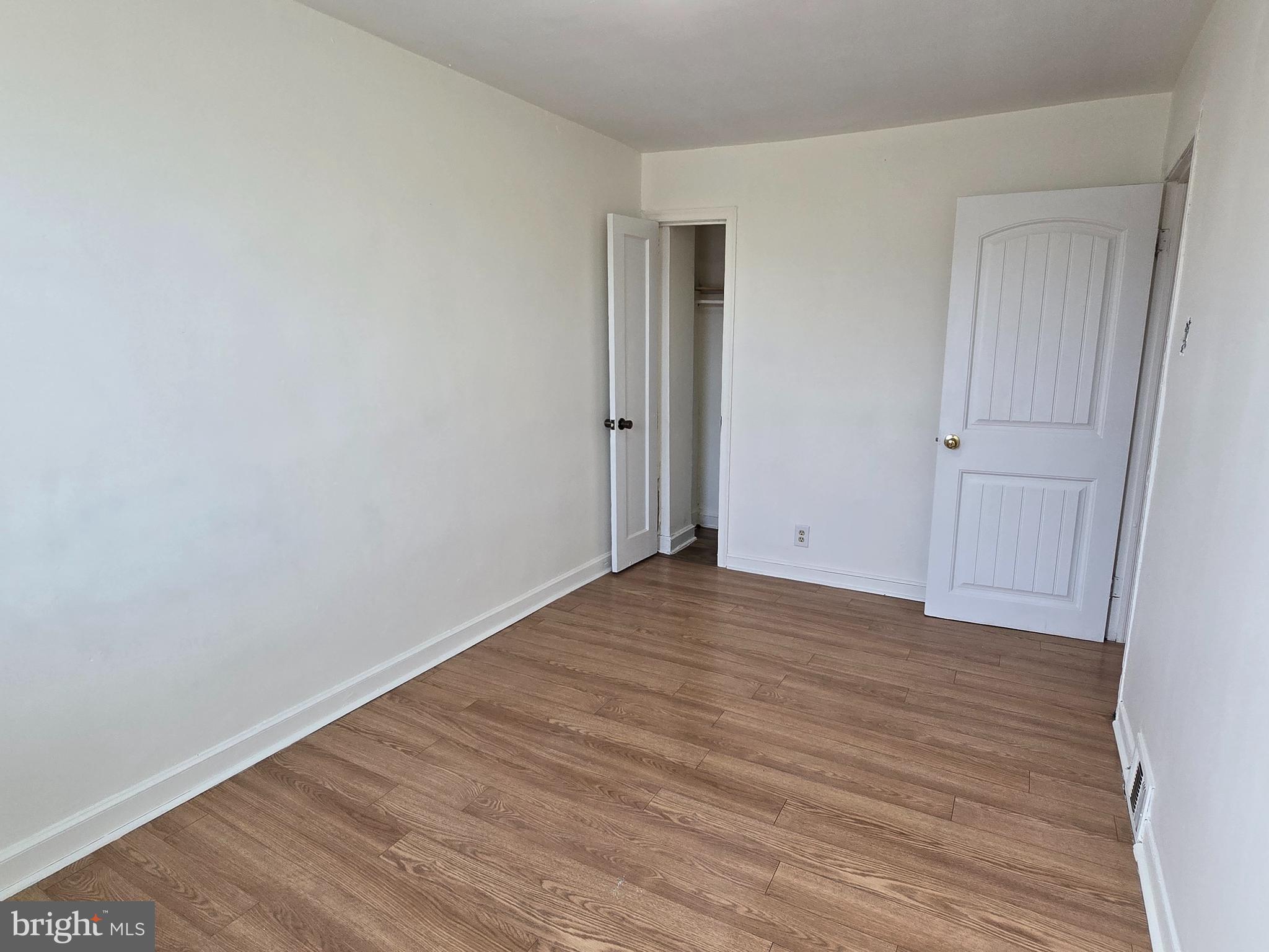 FRANKFORD - Residential Lease