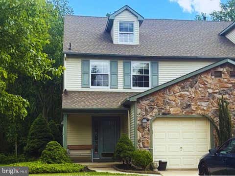 Townhouse For Sale - 138 Lamplighter Court<br/> MARLTON, NJ 08053