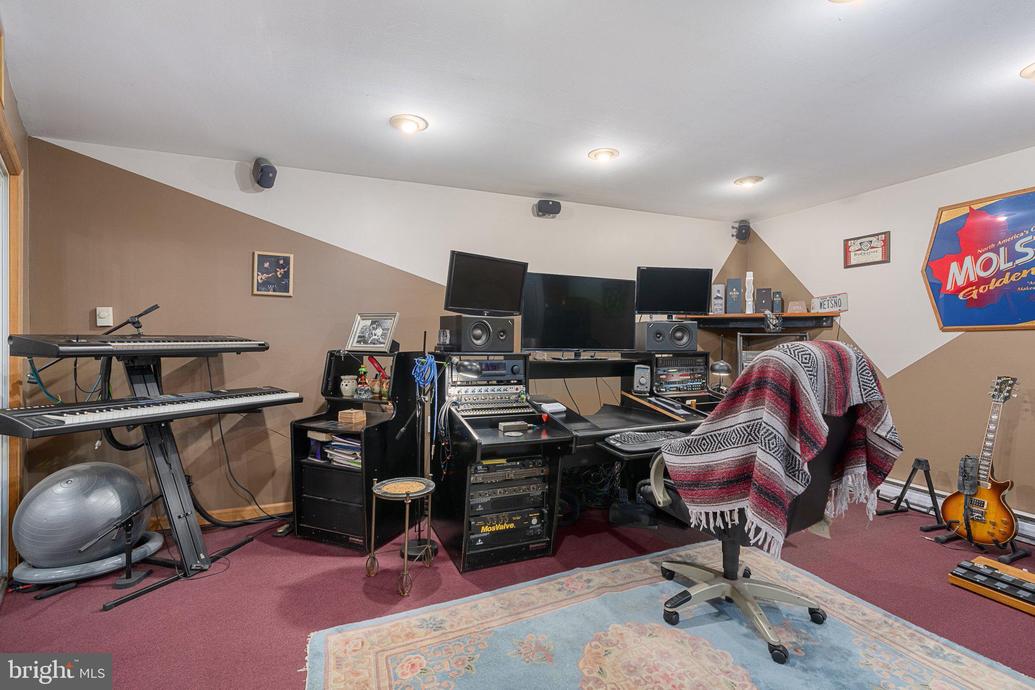 STONECREST PARK - Residential