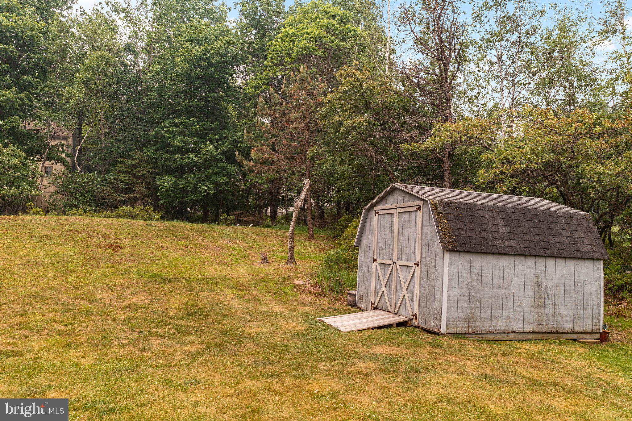 STONECREST PARK - Residential