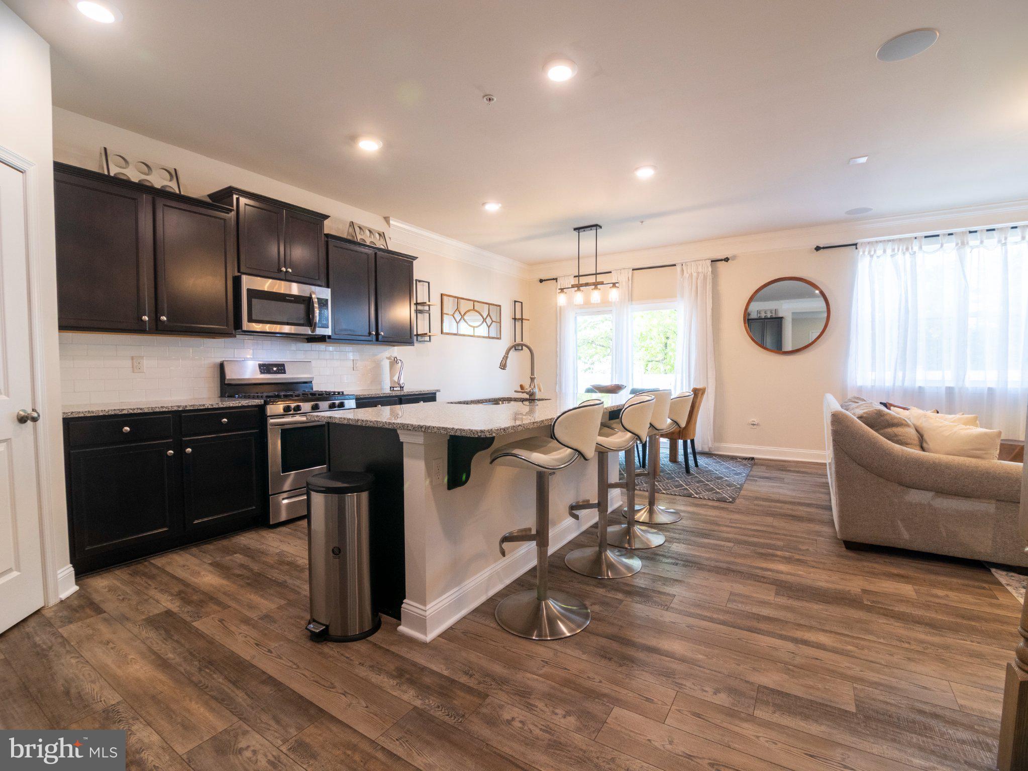 HONEYSUCKLE RIDGE - Residential