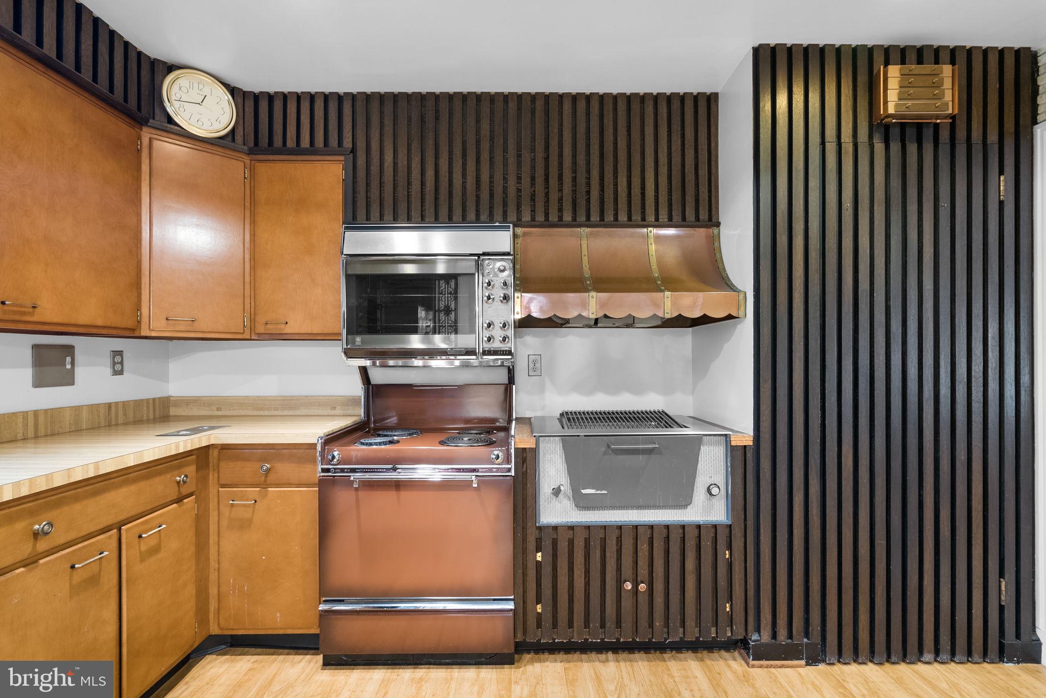 COLLEGE HEIGHTS ESTATES - Residential