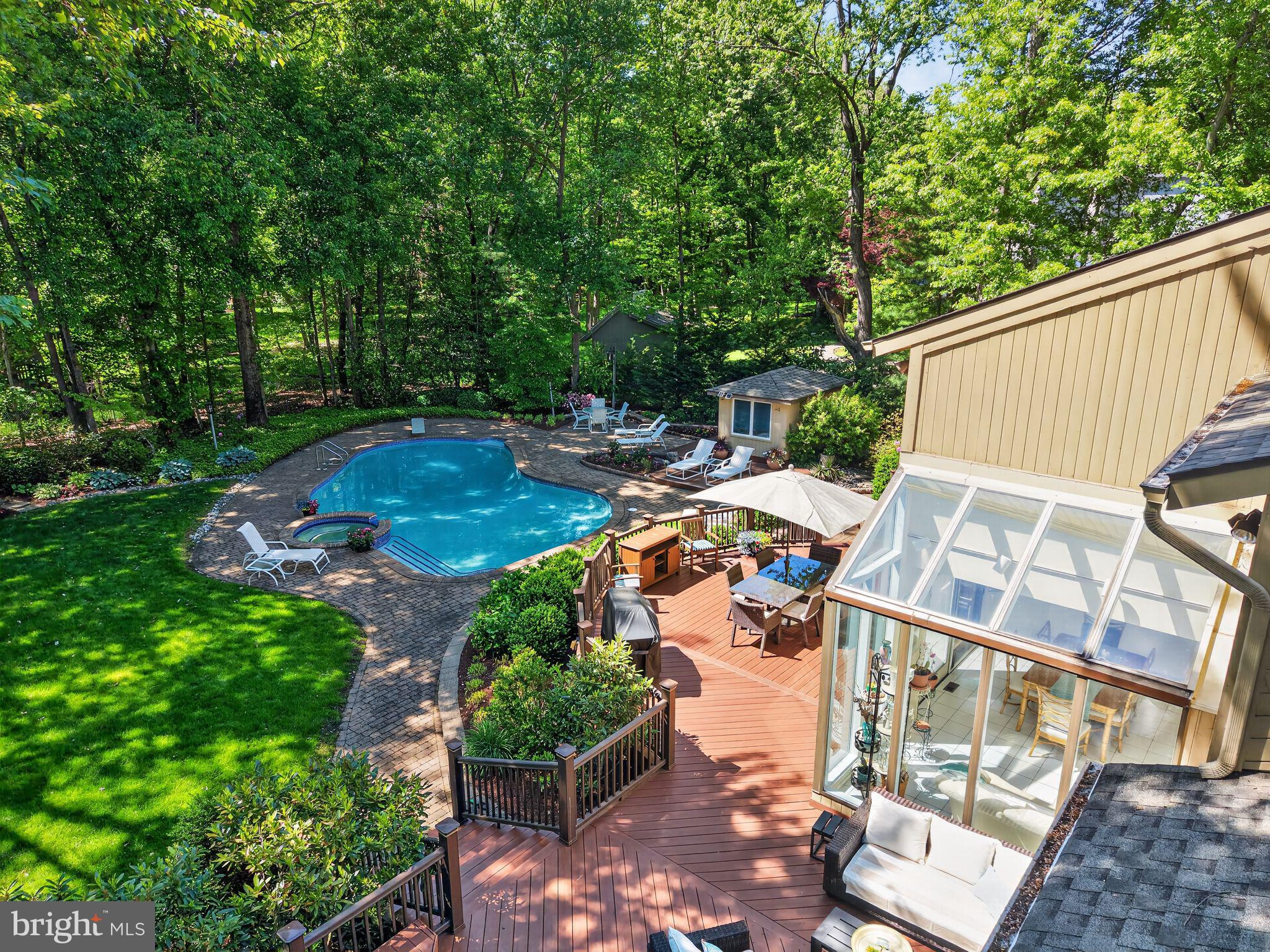 43 SOUTHWOOD DRIVE