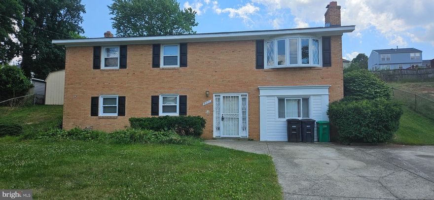 SINGLE FAMILY LIVING AT A GREAT PRICE! BRING YOUR VISION AND INNER CREATIVITY! Awaiting its' new owner to give it a little sprucing up (carpet and paint) and the right amount of space to design to your liking!  Solid All Brick home on a peaceful street - Spacious 4 bedrooms, 3 full baths.  Den or office and Rec Room on main level. 3 bedrooms on upper level, 1 large bedroom on main level. Spacious backyard with 2 sheds. Both bathrooms on upper level and kitchen floor were recently renovated.  Don't hesitate, schedule your appointment and take advantage of this great opportunity! Sold As Is.