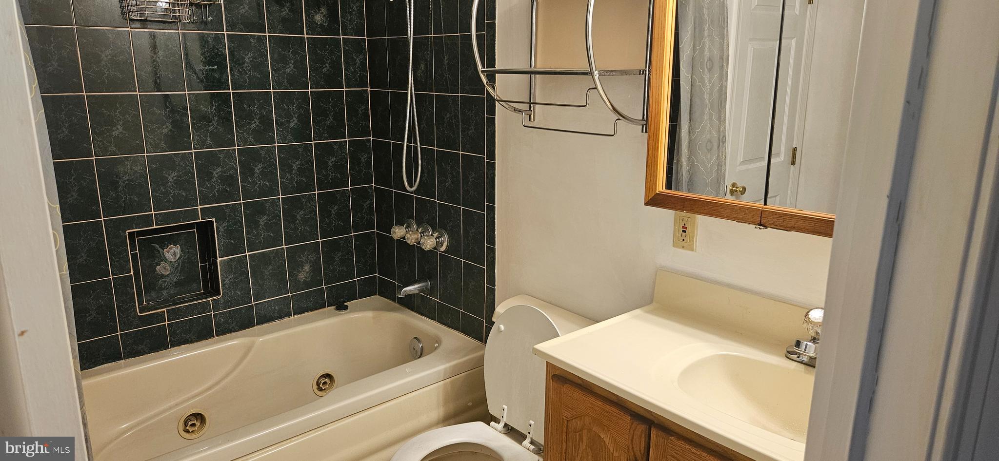 WOODBERRY FOREST - Residential