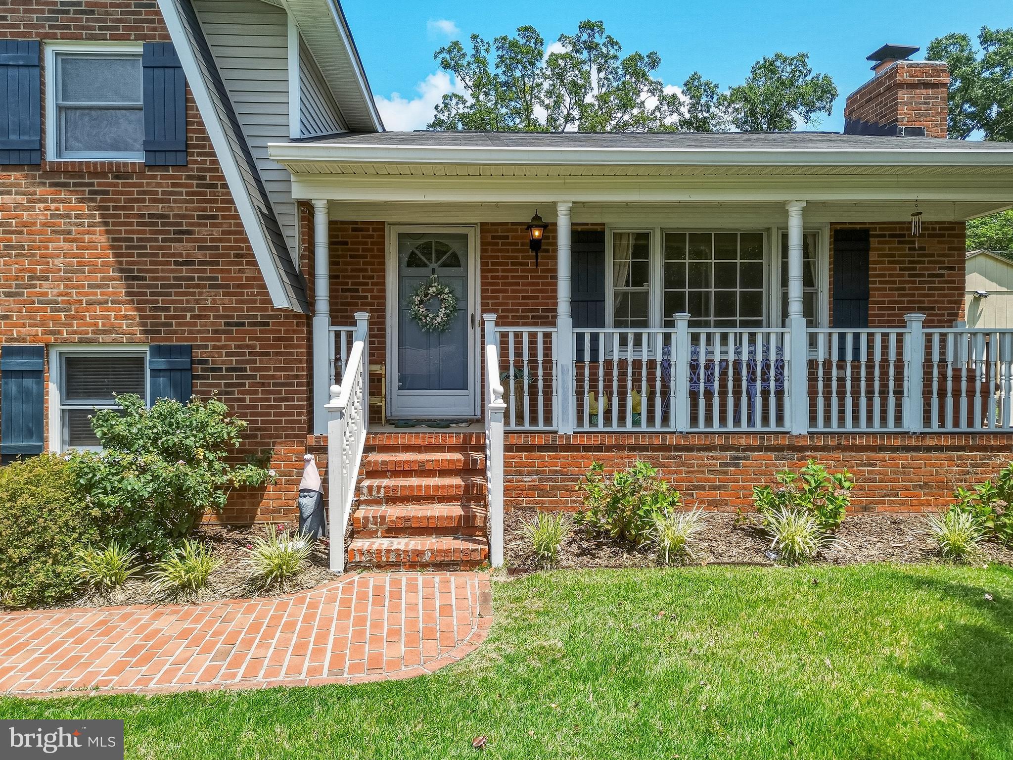 702 EDWARDS DRIVE