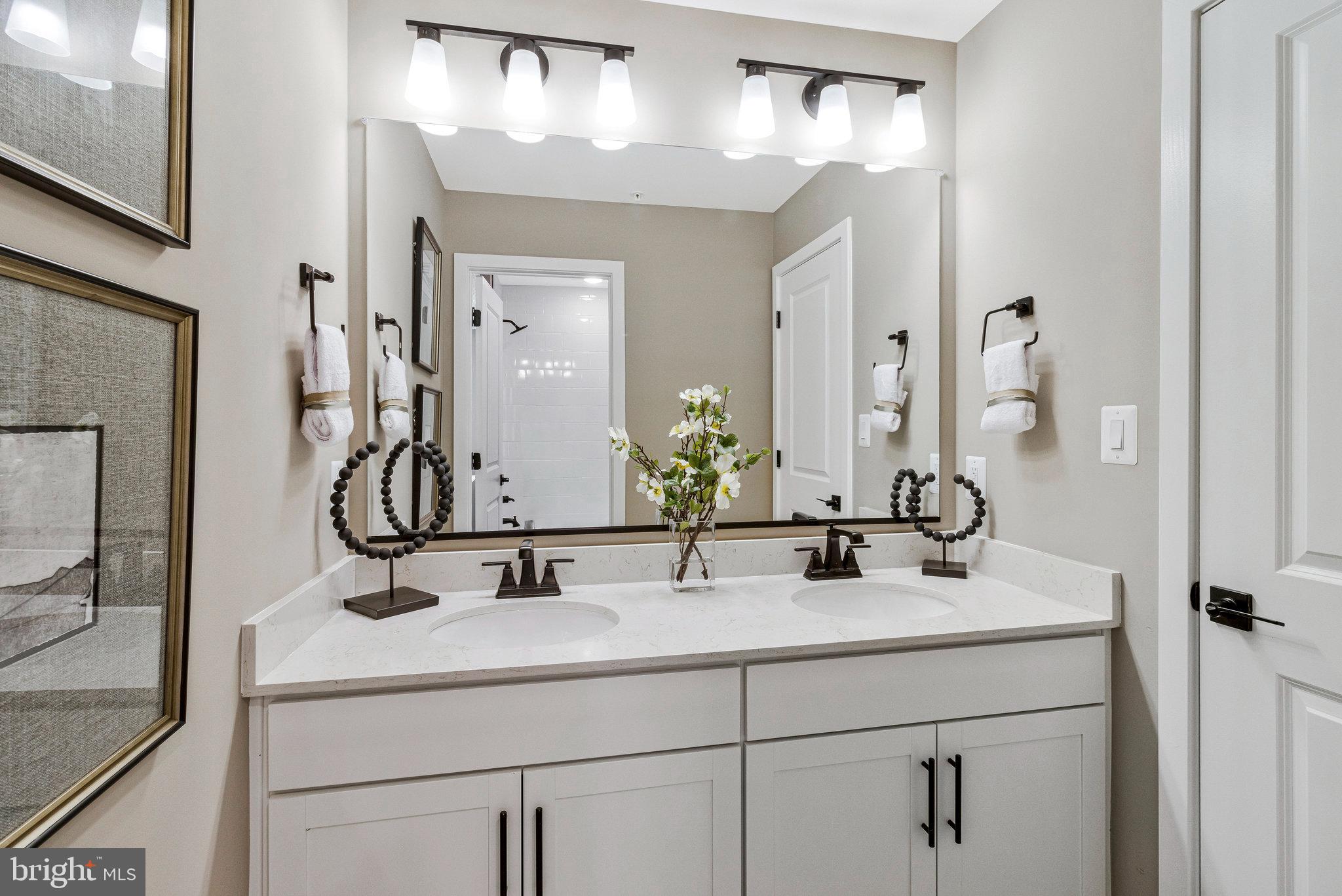 ENCLAVE AT ARUNDEL HILLS - Residential