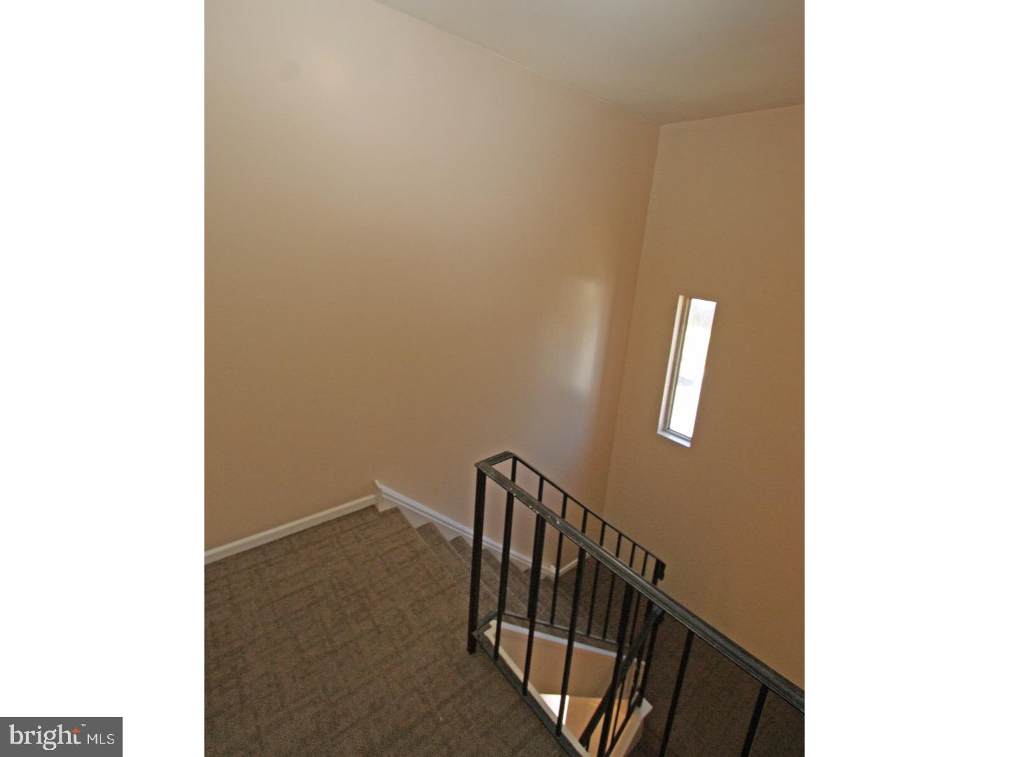 ASHTON-WOODENBRIDGE - Residential Lease