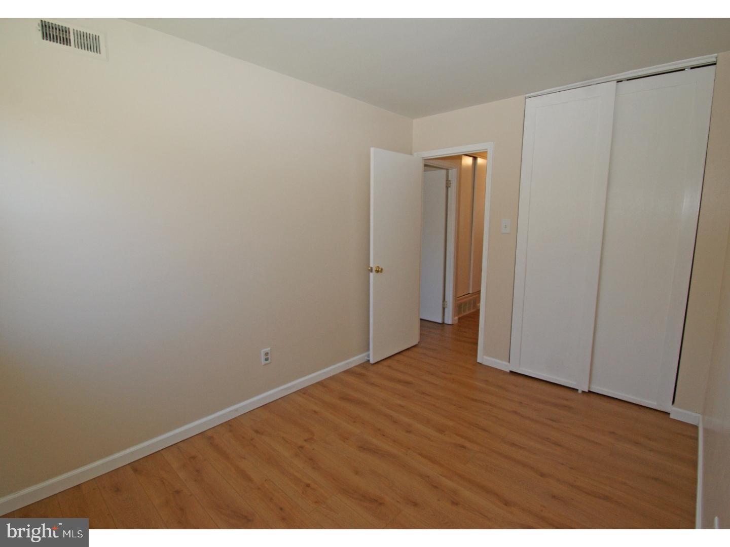 ASHTON-WOODENBRIDGE - Residential Lease