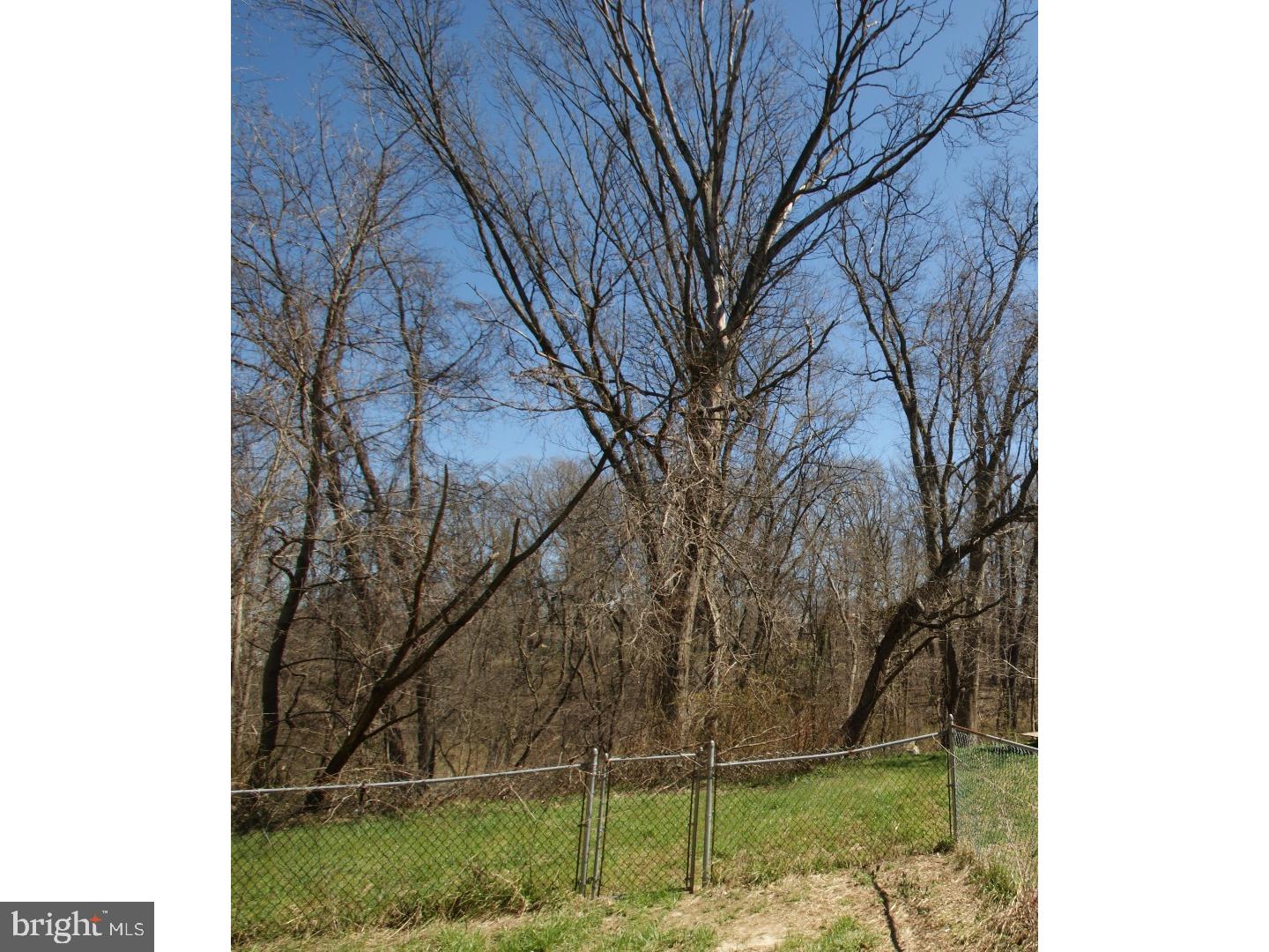 ASHTON-WOODENBRIDGE - Residential Lease