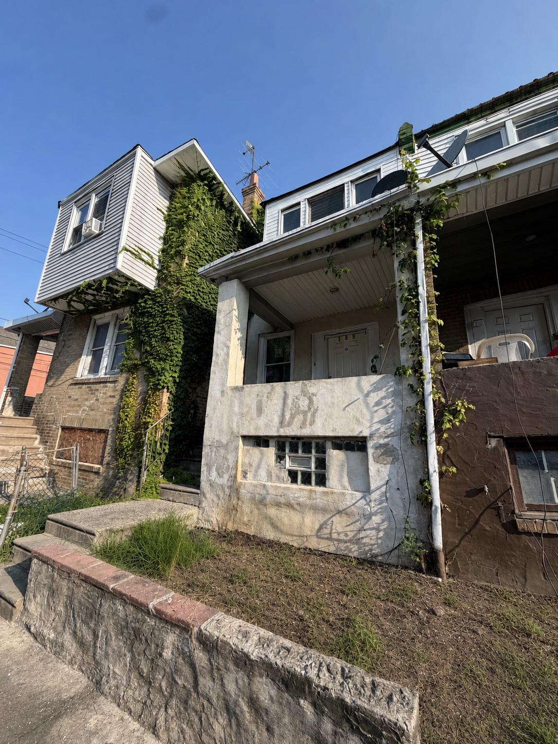 185 W RUSCOMB STREET