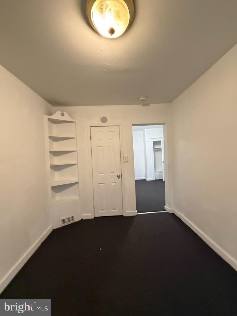 EAST BALTIMORE MIDWAY - Residential