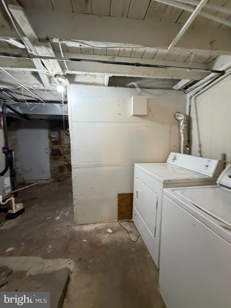 EAST BALTIMORE MIDWAY - Residential