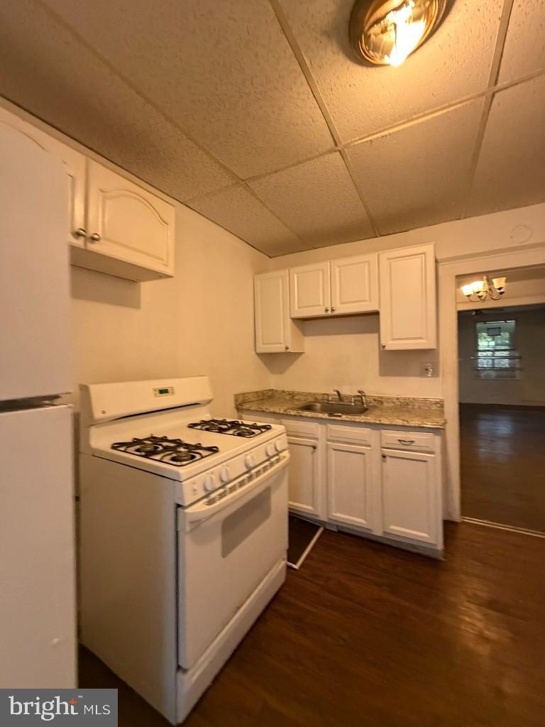 EAST BALTIMORE MIDWAY - Residential