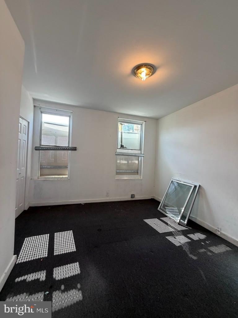 EAST BALTIMORE MIDWAY - Residential
