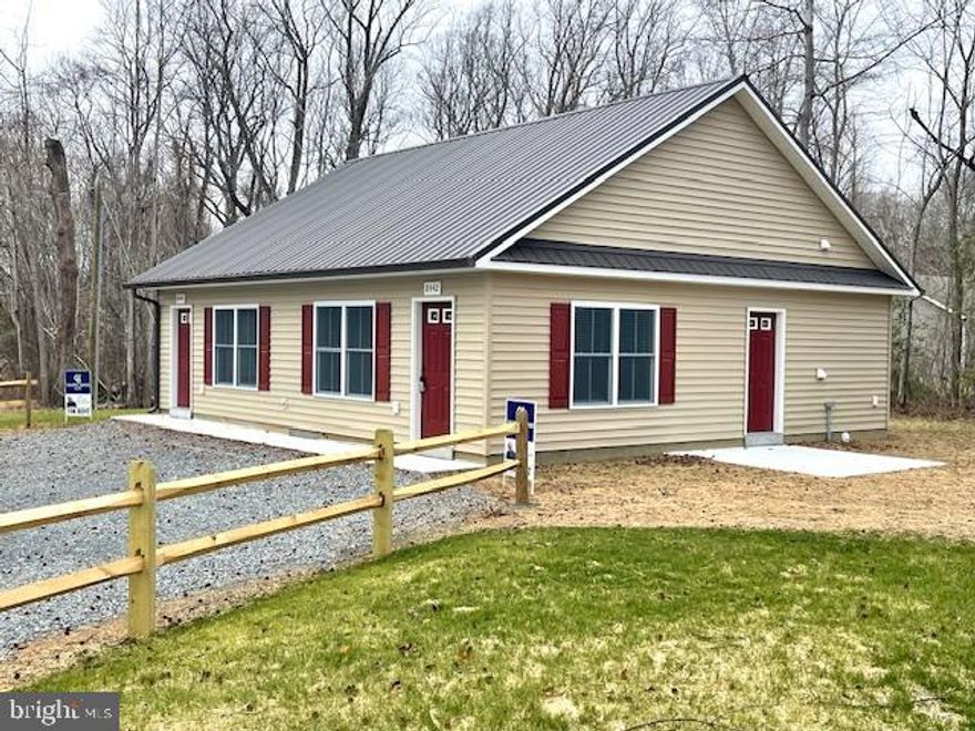 Welcome to 8442 Blue Jay Meadows (right unit)! BRAND NEW Duplex/Twin rental property in a nicely wooded setting featuring a large kitchen with granite countertops, stainless steel appliances, canned lights, deep sink, loads of cabinets and counterspace, Living Room, 1 Bedroom, and Full Bath. LPV flooring throughout the home. Stackable washer and dryer included as well. Blinds installed on windows. 

Great location, just a few minutes off of US 301 and convenient to the Dahlgren Base or the Nice Middleton Bridge to MD.  Shared Well and Septic. Tenant responsible for all utilities.
