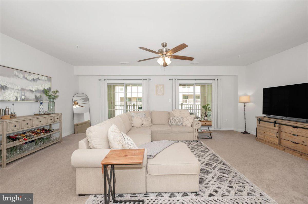 OAKDALE VILLAGE - Residential