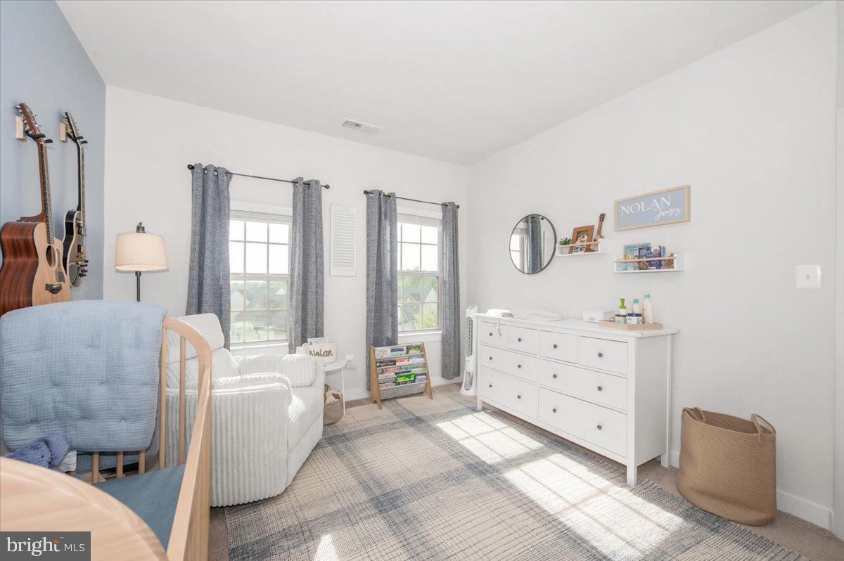 OAKDALE VILLAGE - Residential