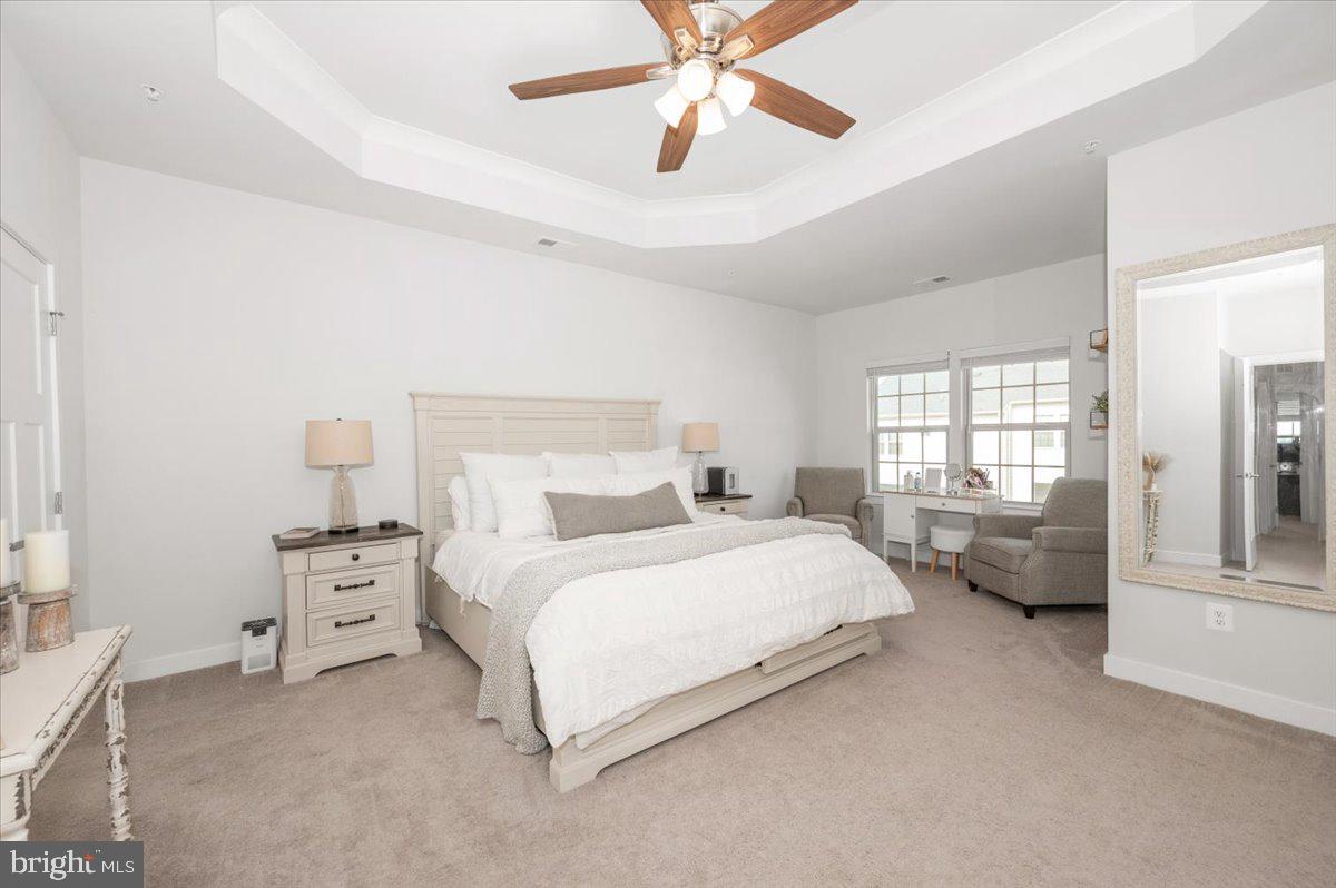 OAKDALE VILLAGE - Residential