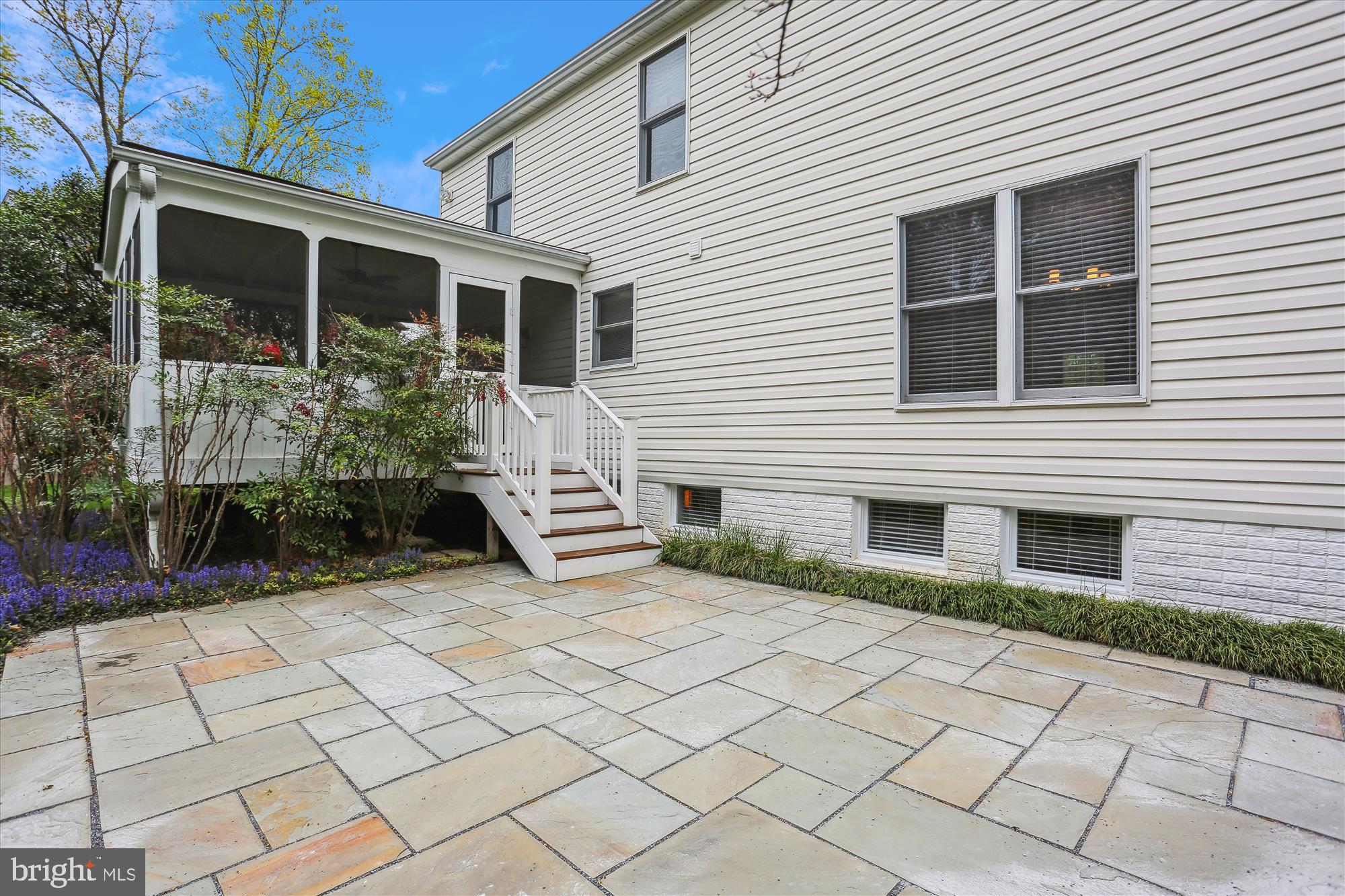 BROOKEVILLE KNOLLS - Residential