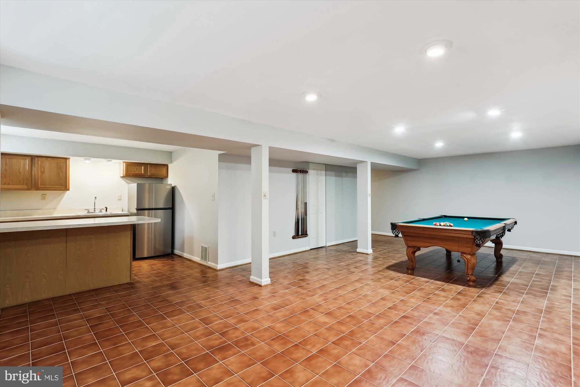 BROOKEVILLE KNOLLS - Residential