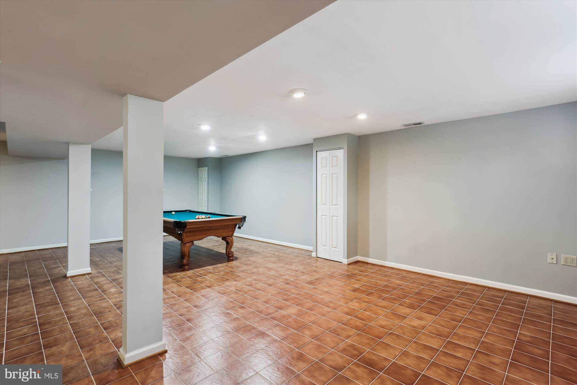 BROOKEVILLE KNOLLS - Residential