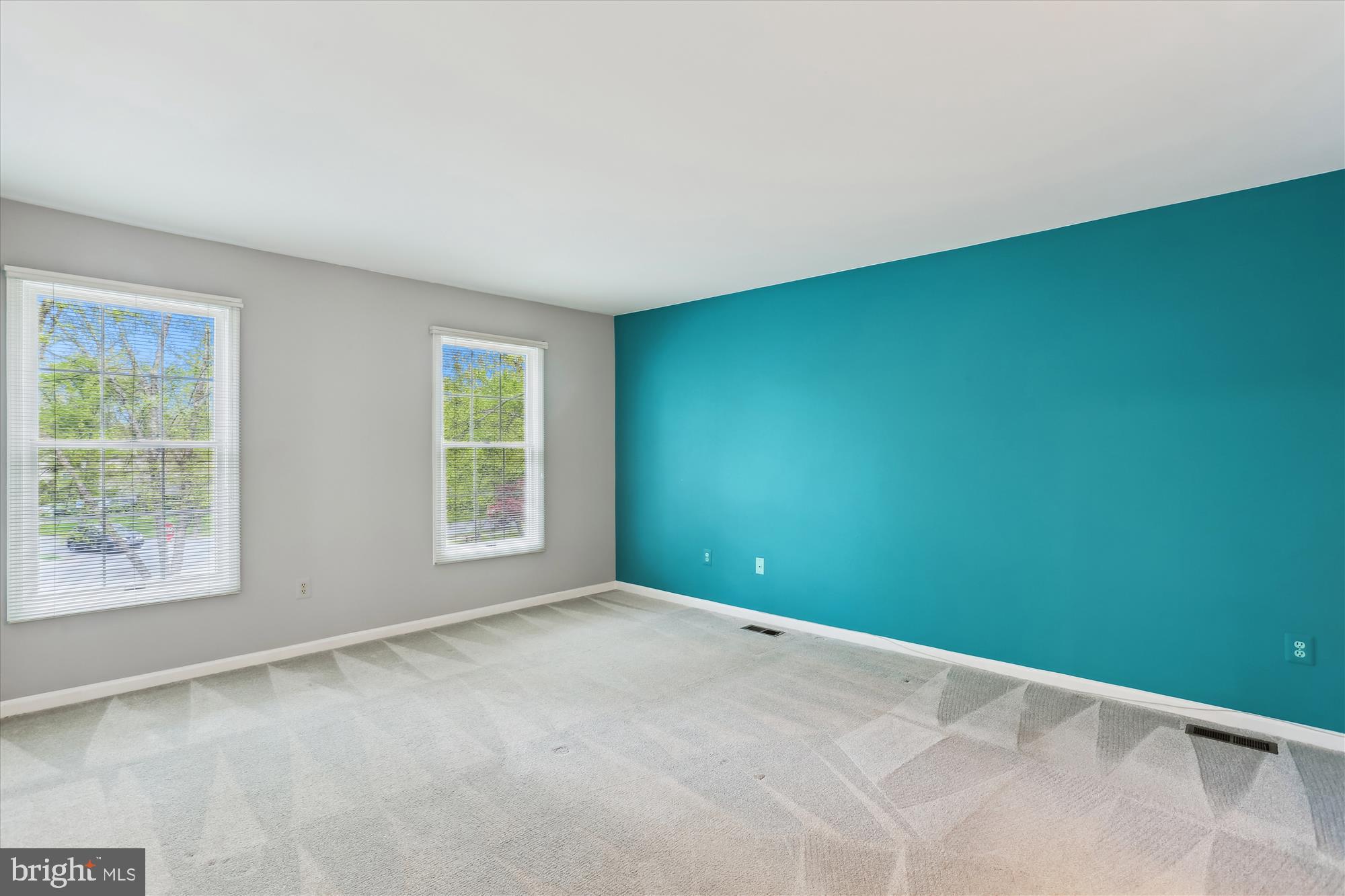 BROOKEVILLE KNOLLS - Residential