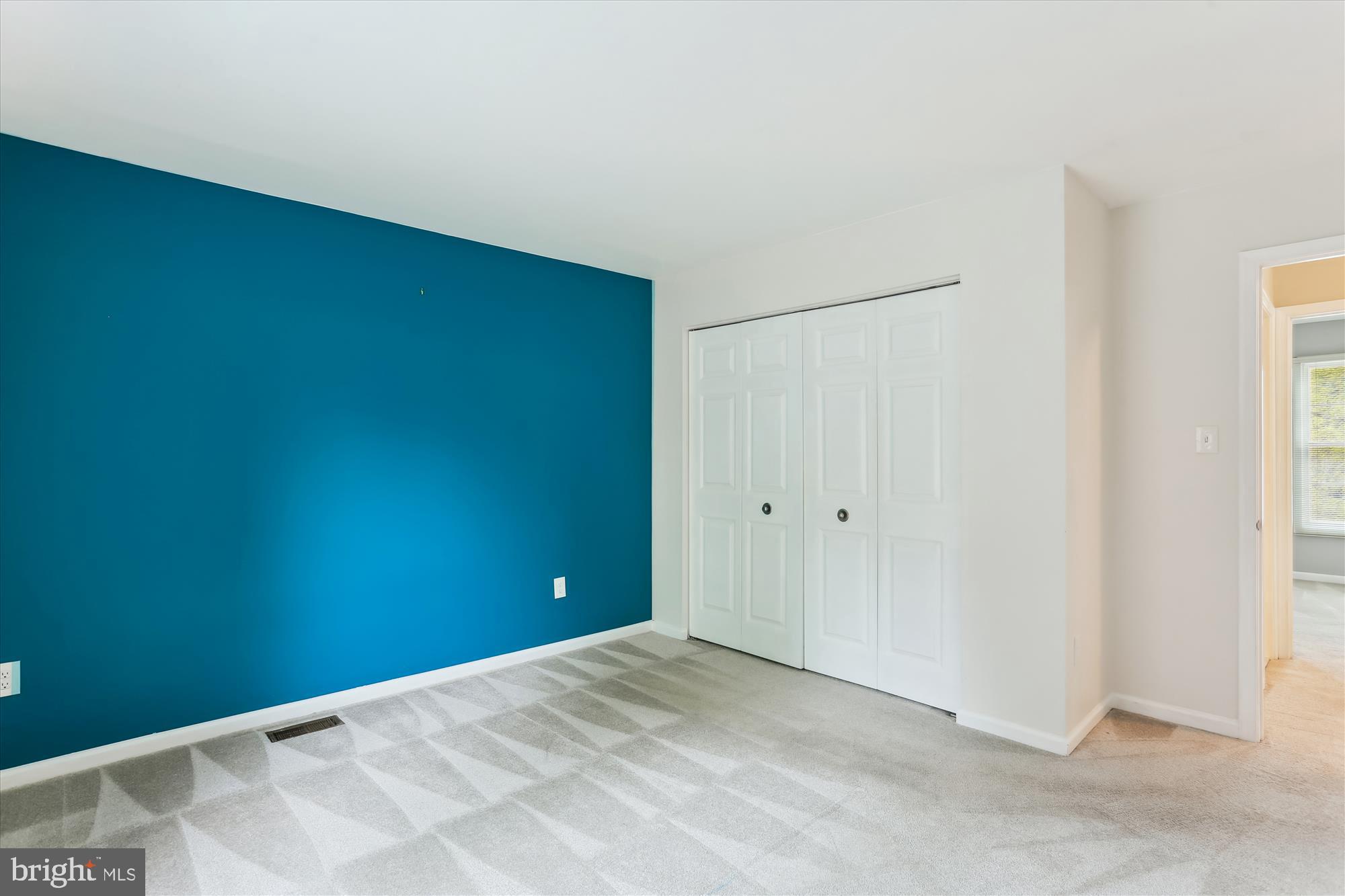 BROOKEVILLE KNOLLS - Residential