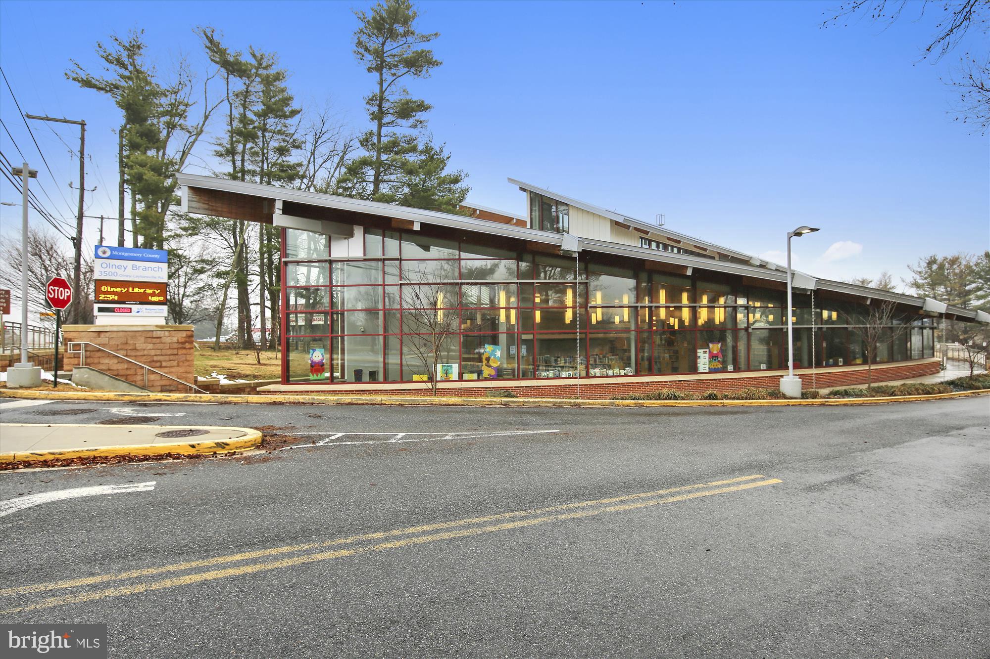 BROOKEVILLE KNOLLS - Residential