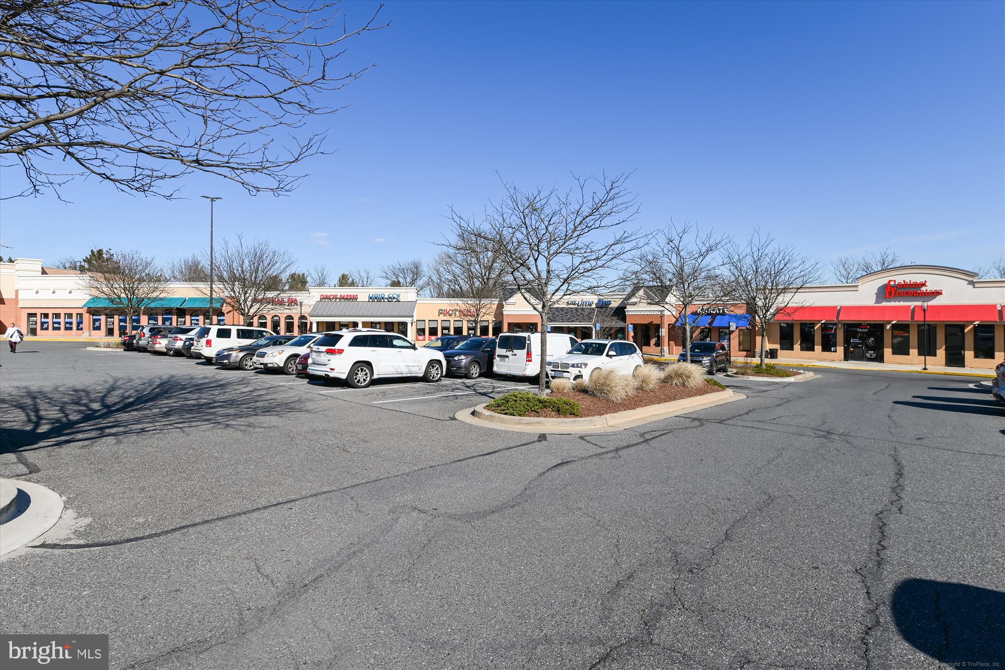 BROOKEVILLE KNOLLS - Residential