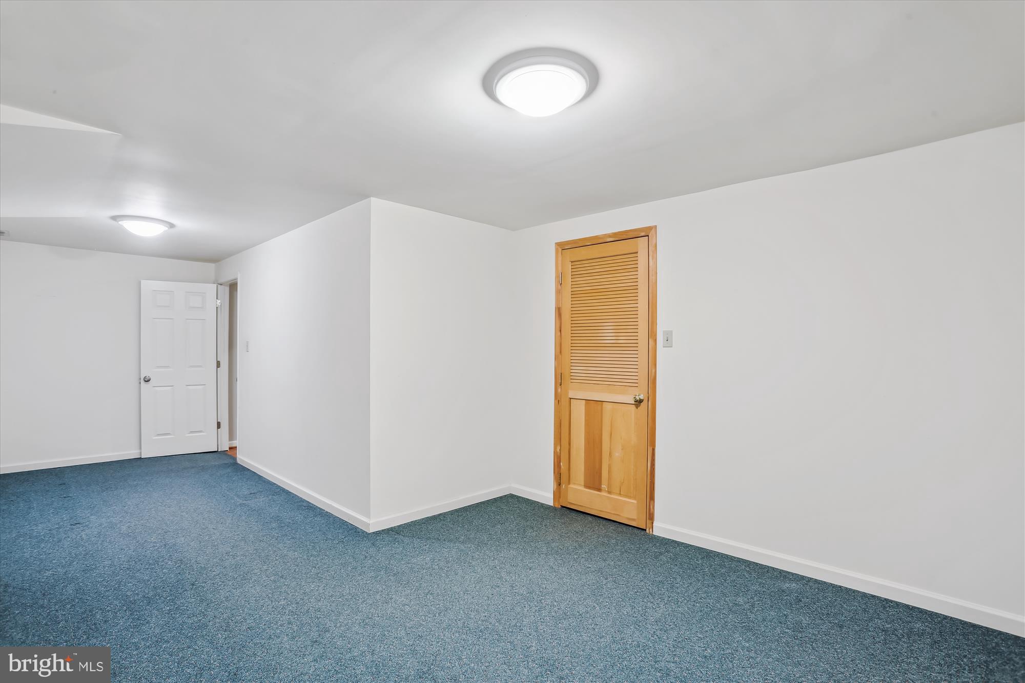 BROOKEVILLE KNOLLS - Residential