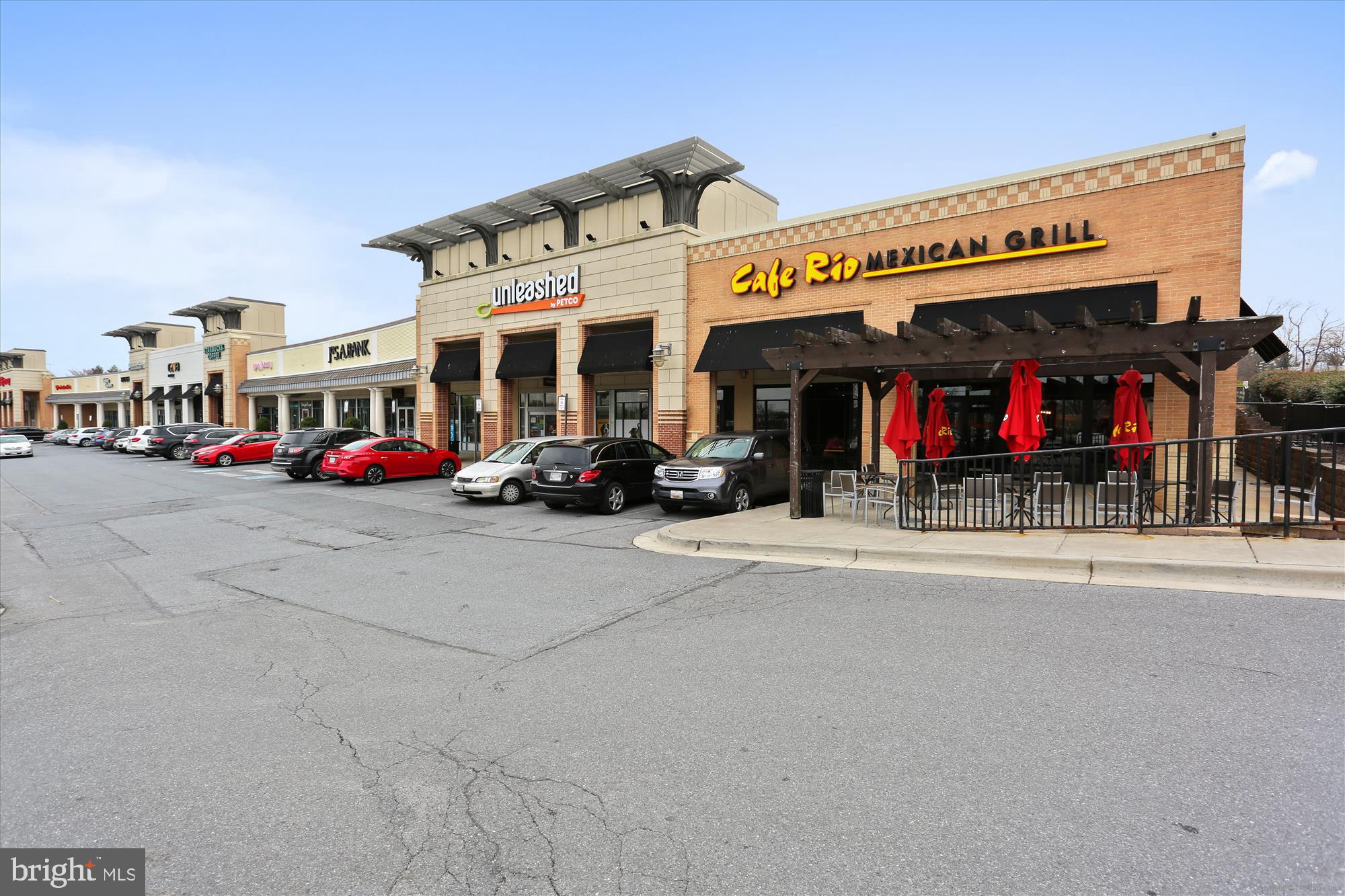 BROOKEVILLE KNOLLS - Residential