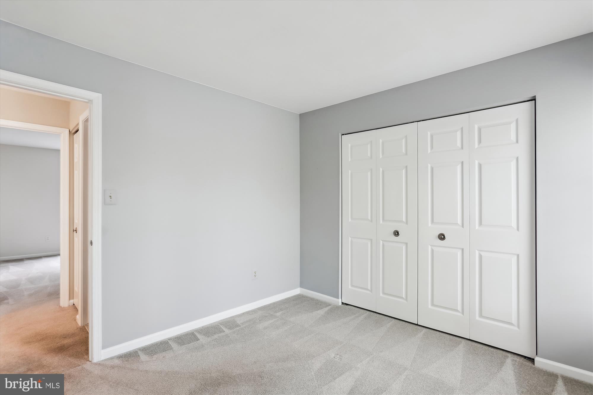 BROOKEVILLE KNOLLS - Residential