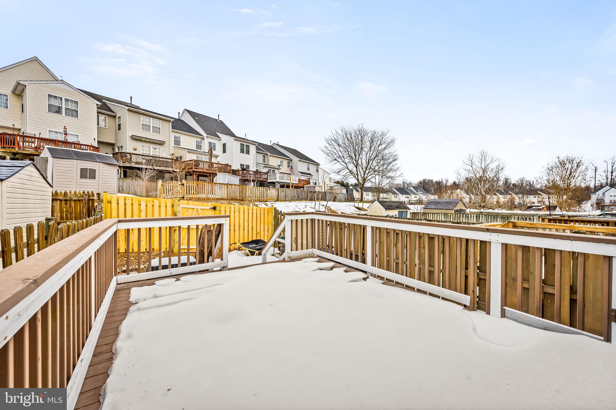 CONSTANT FRIENDSHIP - Residential