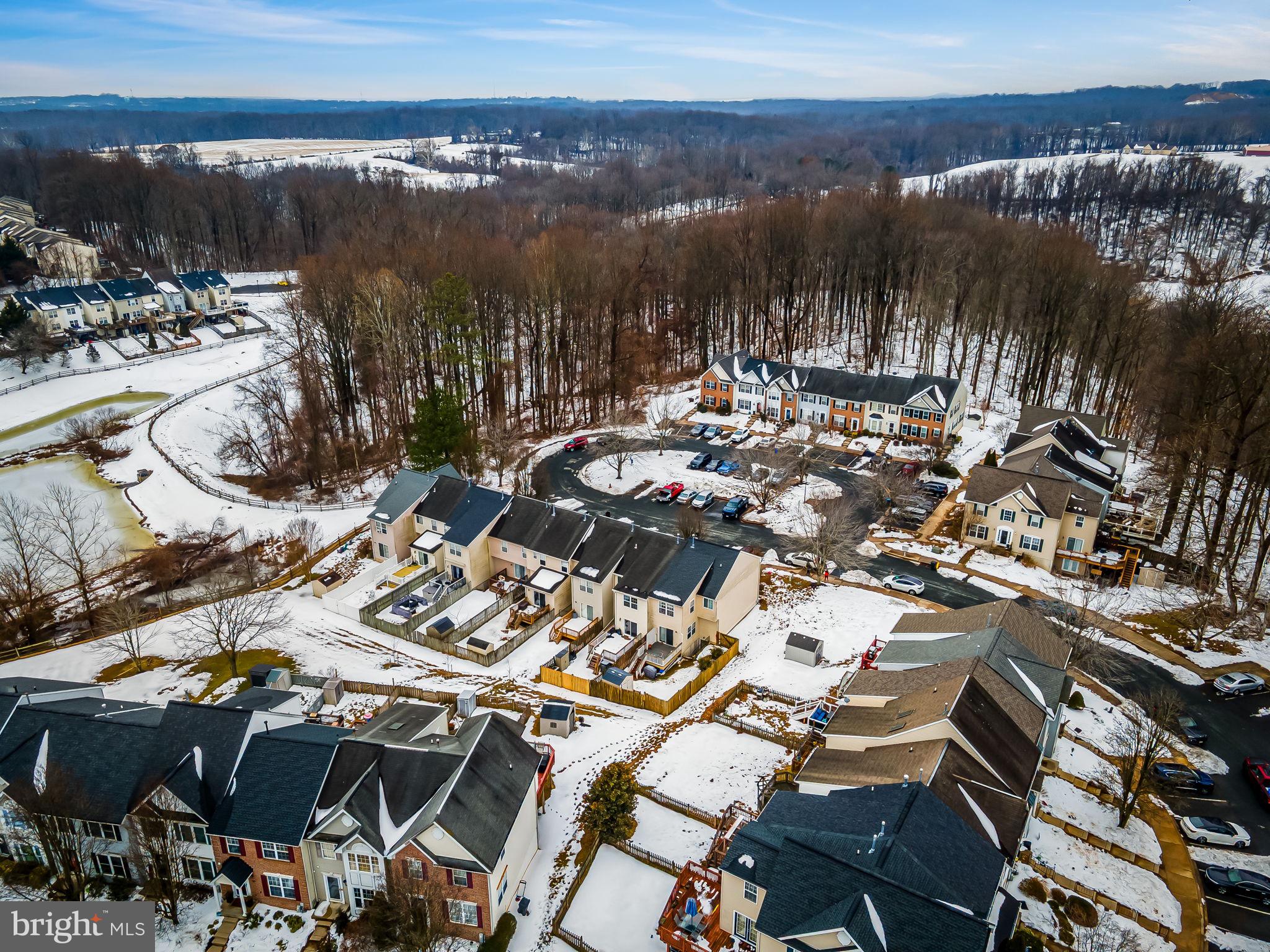 CONSTANT FRIENDSHIP - Residential