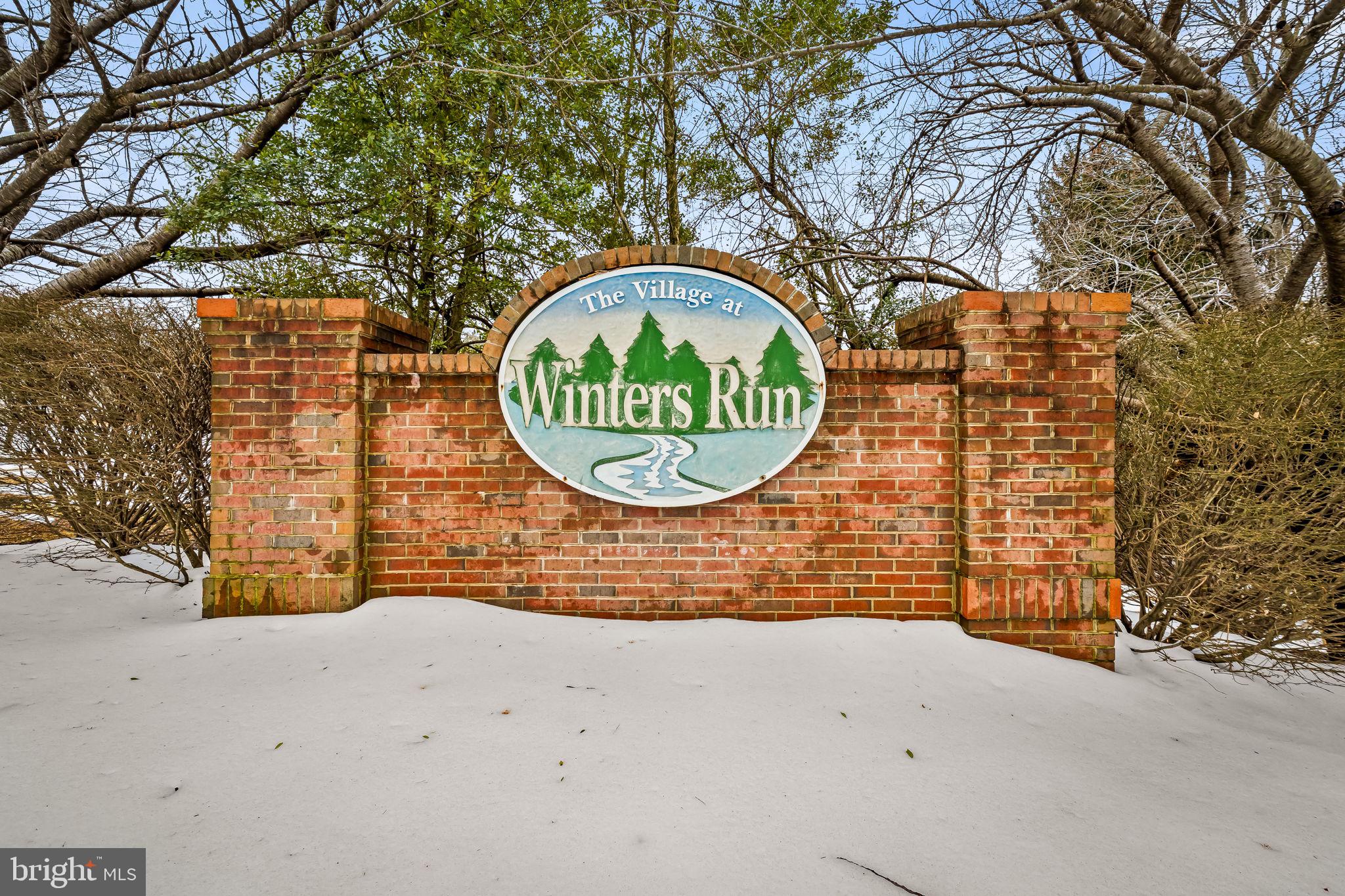 725 SHALLOW RIDGE COURT