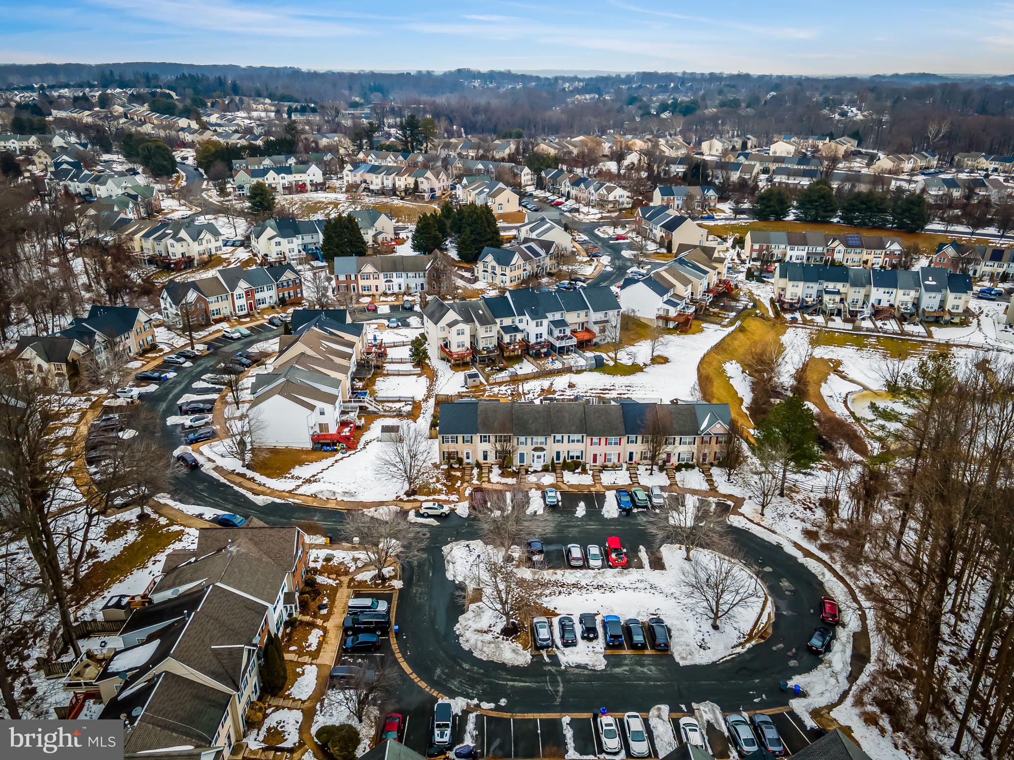 CONSTANT FRIENDSHIP - Residential