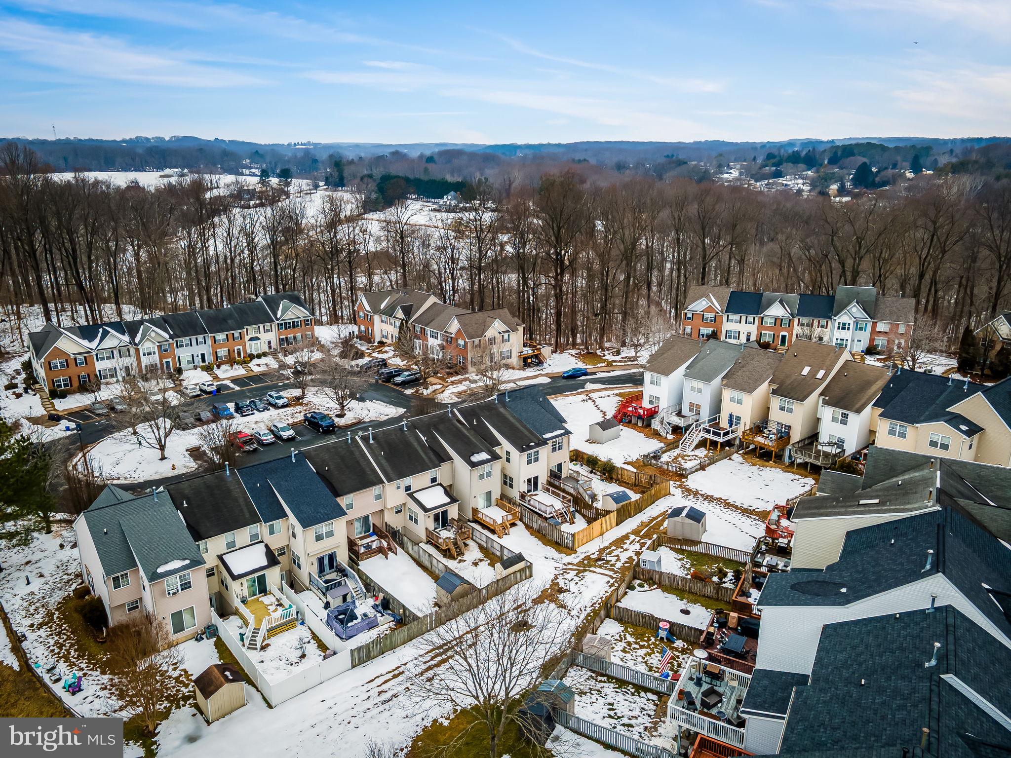 CONSTANT FRIENDSHIP - Residential