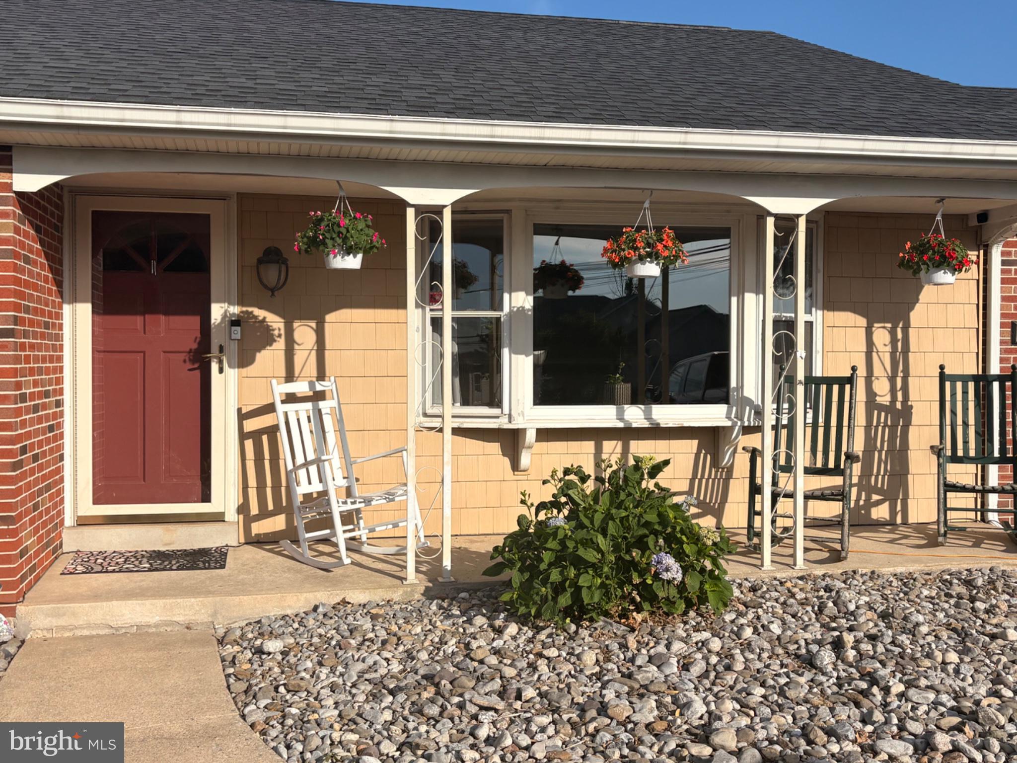 2928 NEW HANOVER SQUARE ROAD