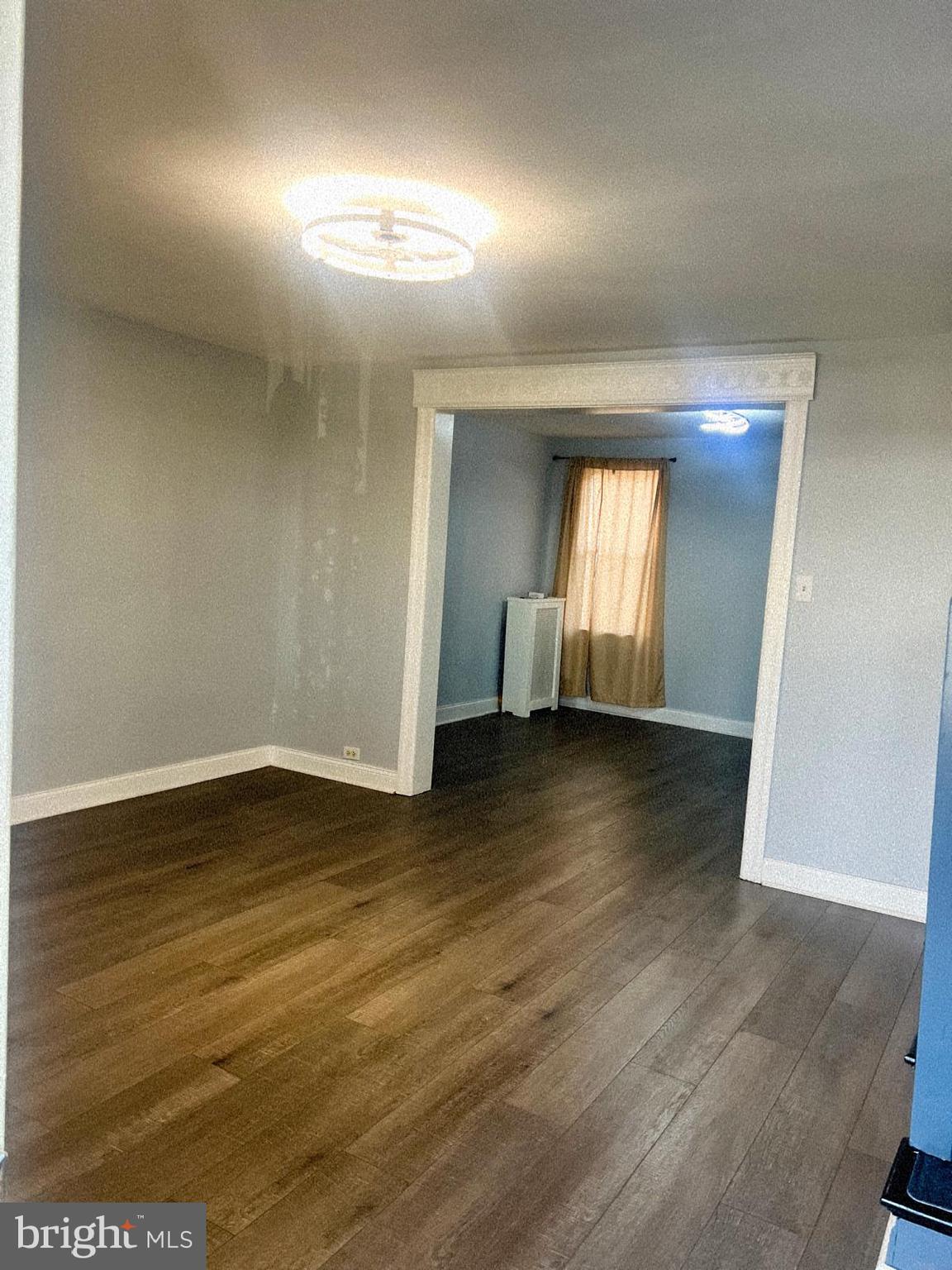 LAWNCREST - Residential