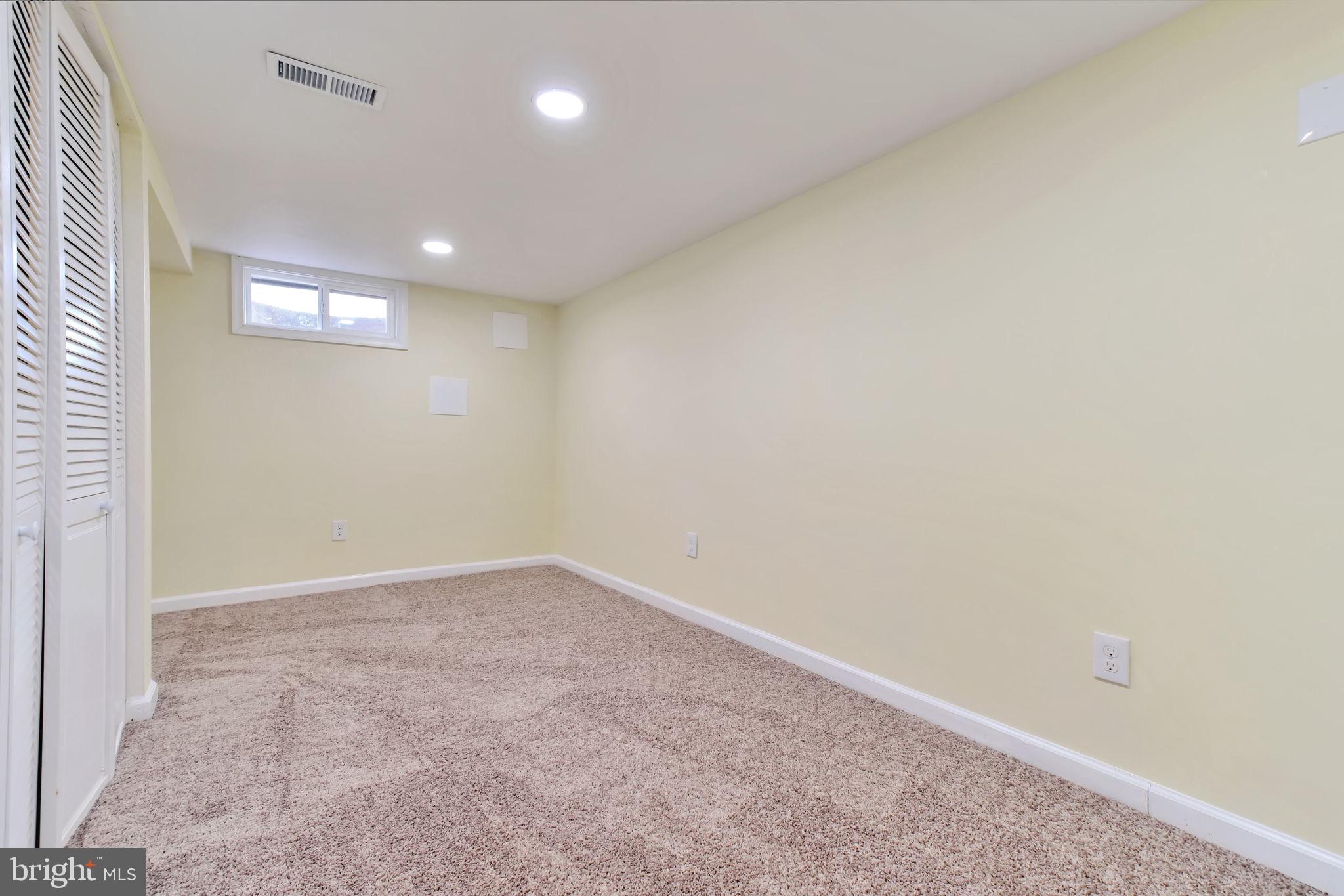 ANNANDALE - Residential