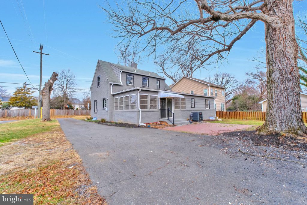 Photo of 3509 Annandale Road, ANNANDALE, VA 22003 (MLS # VAFX2309192)