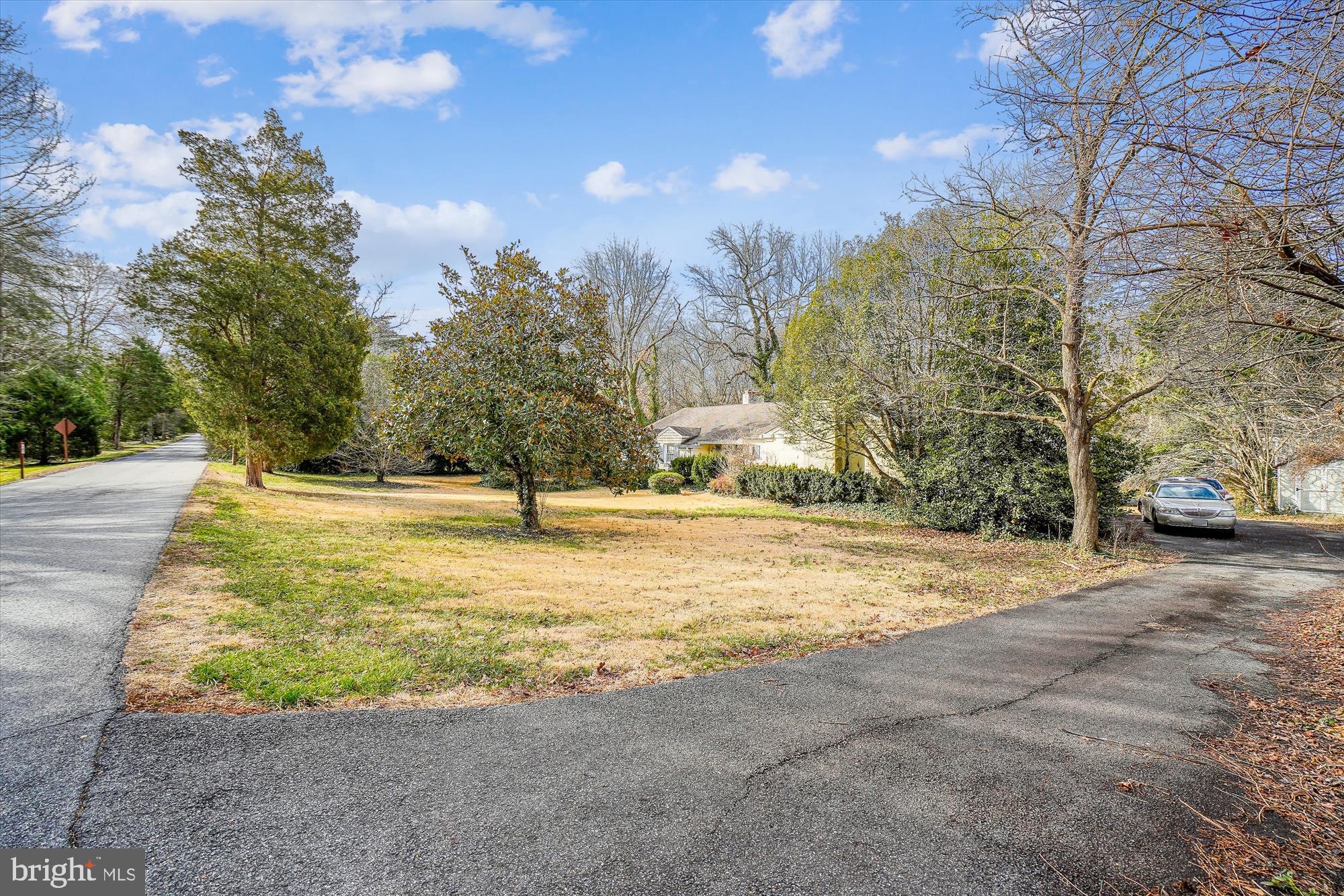 7816 W BOULEVARD DRIVE