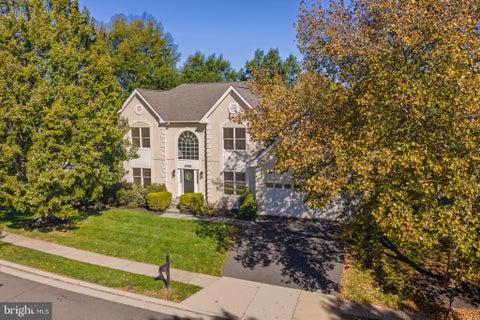 Photo of 43760 Raymond Way, ASHBURN, VA 20147 (MLS # VALO2126428)