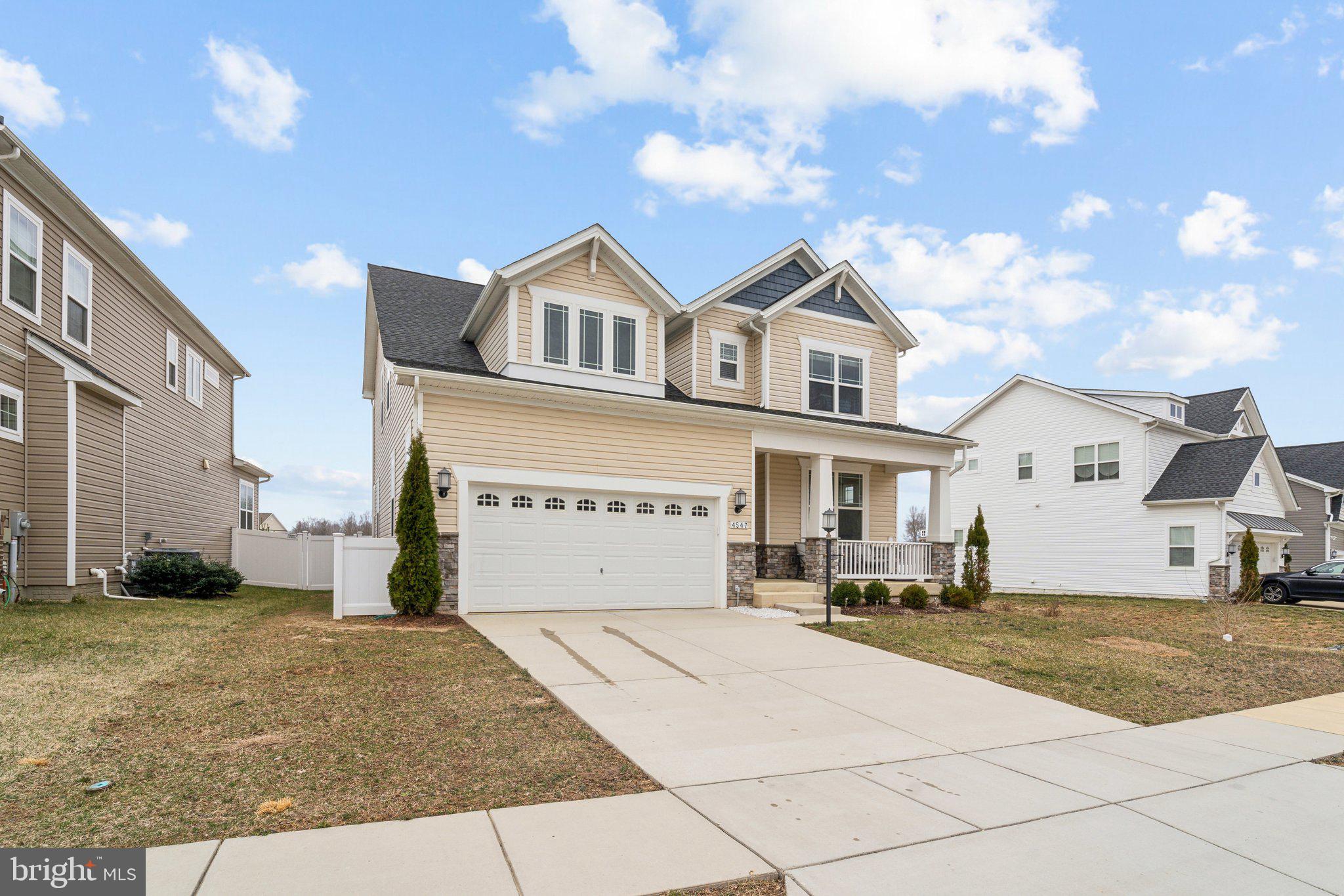 STONEHAVEN - Residential Lease