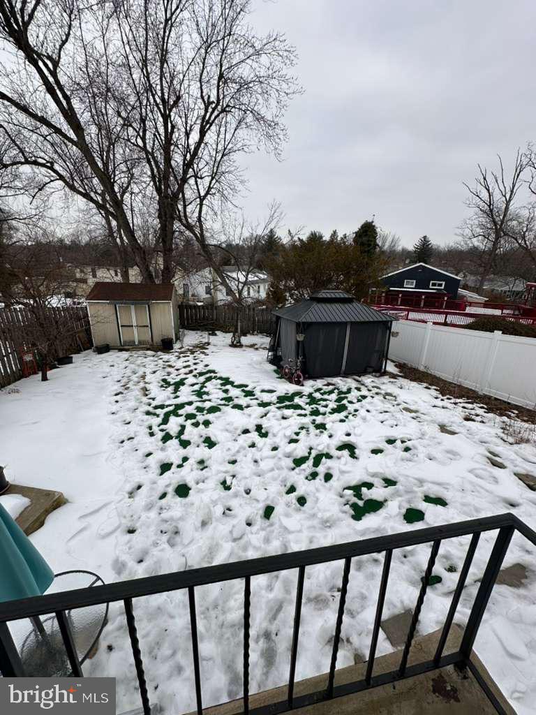 CRESTMONT - Residential