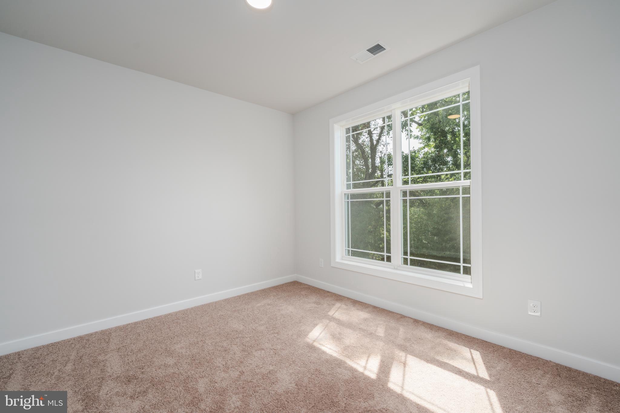 CEDAR WINDS FARM - Residential